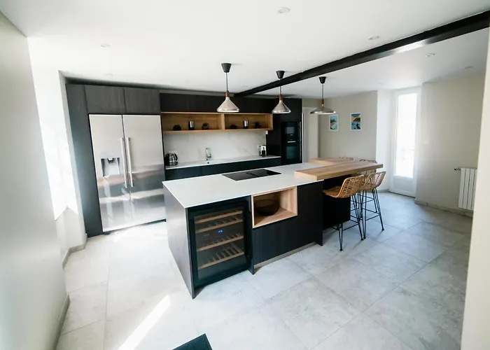 Villa Saint Martin - Le Couvent Et Sa Piscine Grosville